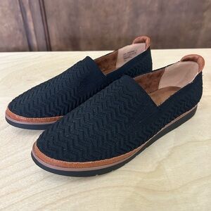 Cobb Hill Comfy Camryn Chevron Black & Brown Lightweight Slip-On Shoes